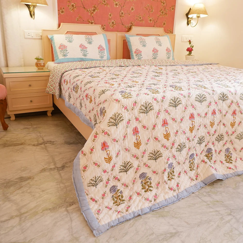 Beautiful Floral Pattern Mulmul Quilt