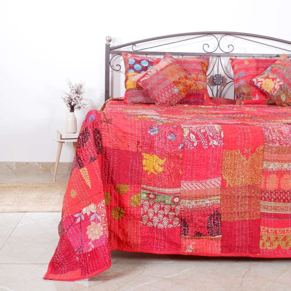ORGANIC HANDCRAFTED PATCHWORK QUILT-RED - Jaipurr